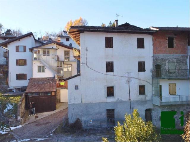 Casa indipendente in vendita a Baselga di Pinè TN