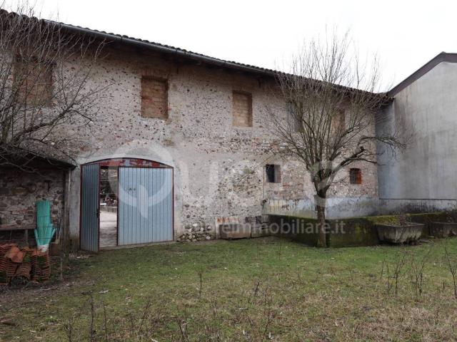 Casa indipendente in vendita a Basiliano UD