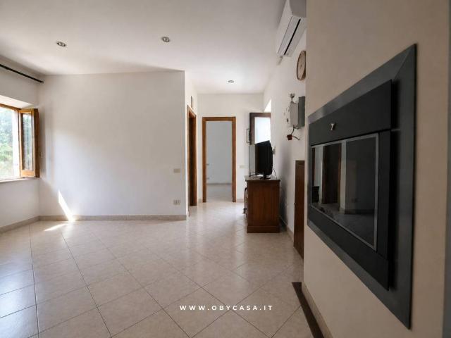 Casa indipendente in vendita a Bassano Romano VT