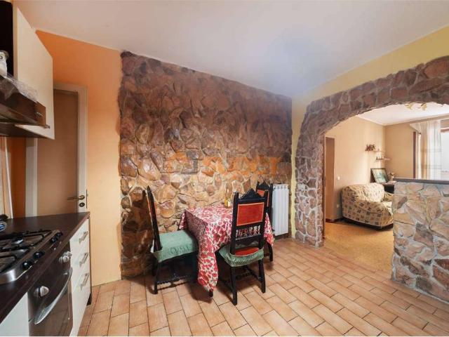 Casa indipendente in vendita a Bastia Umbra PG