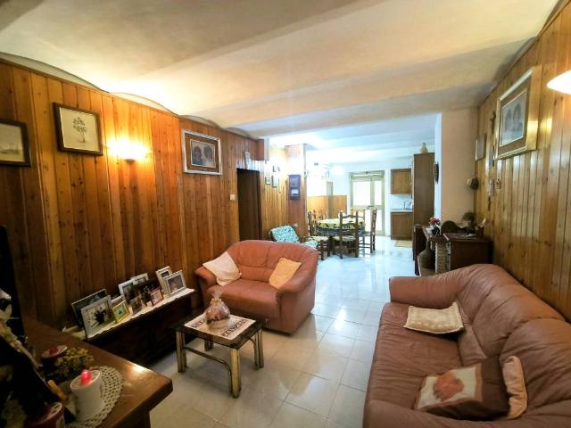 Casa indipendente in vendita a Bastia Umbra PG