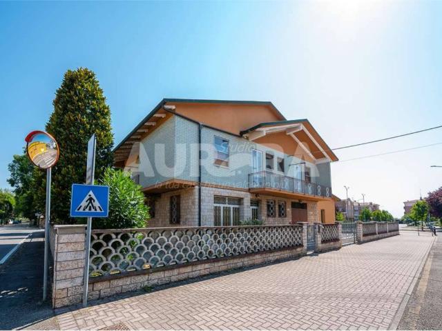 Casa indipendente in vendita a Bastiglia MO