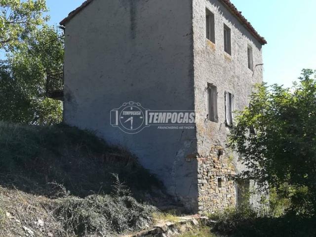 Casa indipendente in vendita a Bettola PC