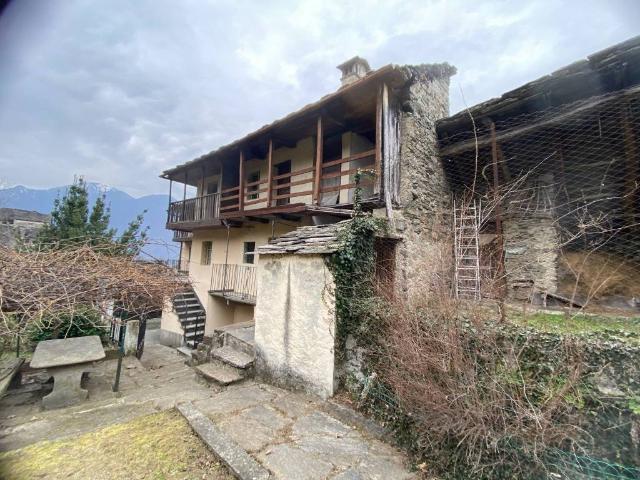 Casa indipendente in vendita a Beura Cardezza VB
