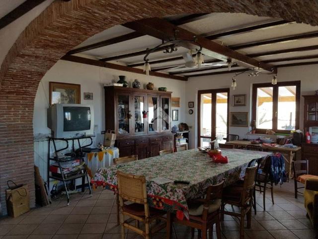 Casa indipendente in vendita a Bevagna PG