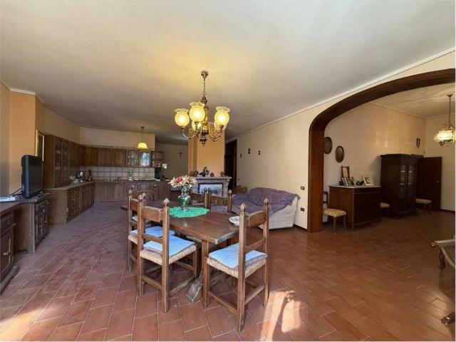Casa indipendente in vendita a Bevagna PG