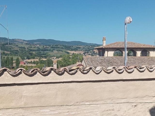 Casa indipendente in vendita a Bevagna PG