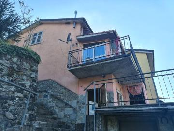 Casa indipendente in vendita a Beverino SP