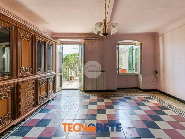 Casa indipendente in vendita a Beverino SP