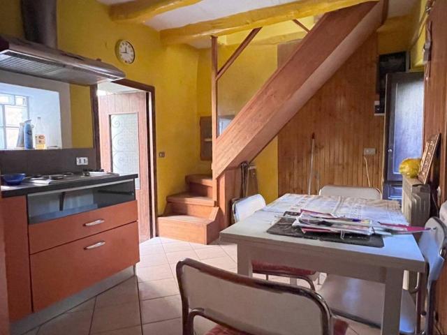 Casa indipendente in vendita a Bee VB