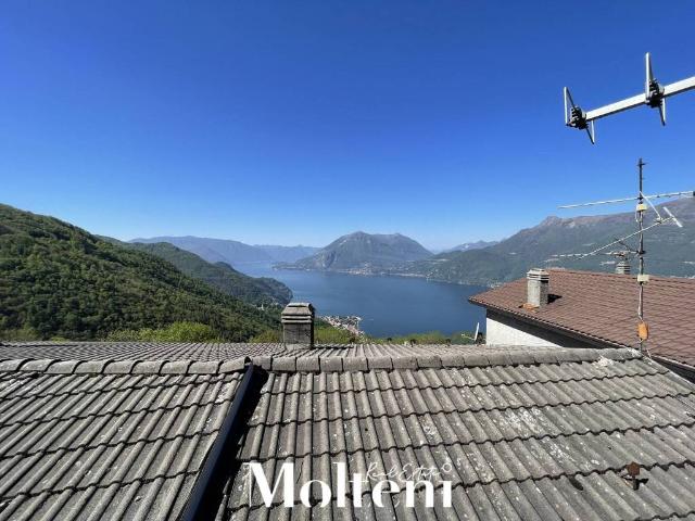 Casa indipendente in vendita a Bellano LC