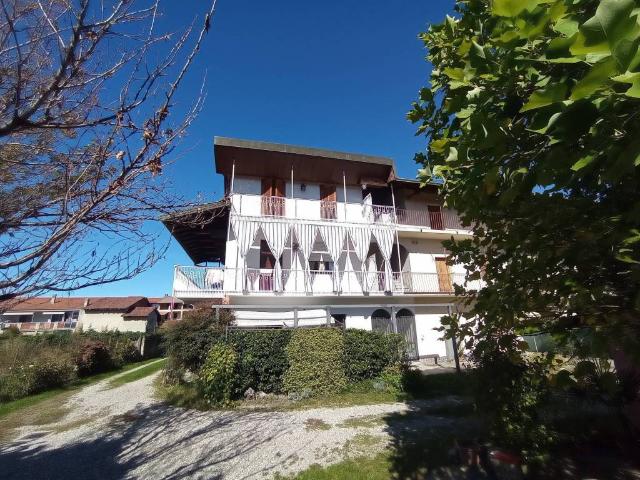 Casa indipendente in vendita a Bellinzago Novarese NO