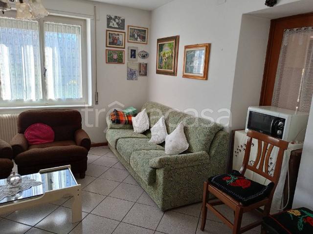 Casa indipendente in vendita a Belluno via Casere, 77