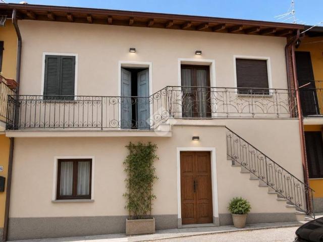 Casa indipendente in vendita a Bellusco MB