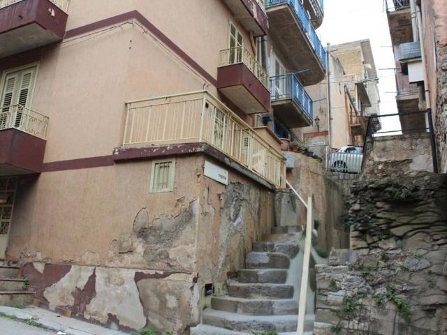 Casa indipendente in vendita a Belmonte Mezzagno PA