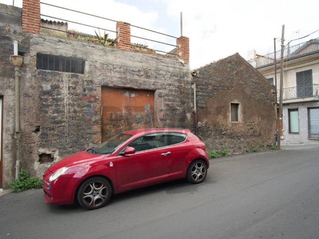 Casa indipendente in vendita a Belpasso CT