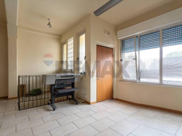 Casa indipendente in vendita a Belvedere Ostrense AN