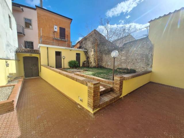 Casa indipendente in vendita a Benevento BN
