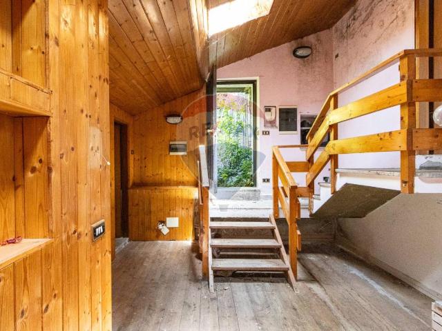 Casa indipendente in vendita a Berbenno Di Valtellina