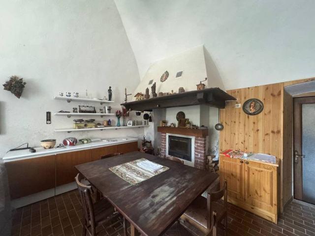 Casa indipendente in vendita a Berbenno di Valtellina SO