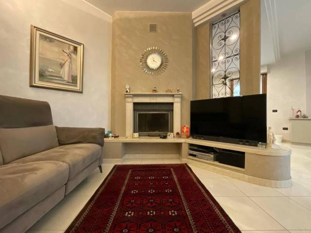 Casa indipendente in vendita a Bergamo BG
