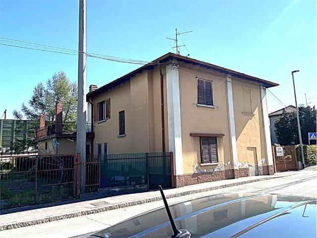Casa indipendente in vendita a Bergamo BG