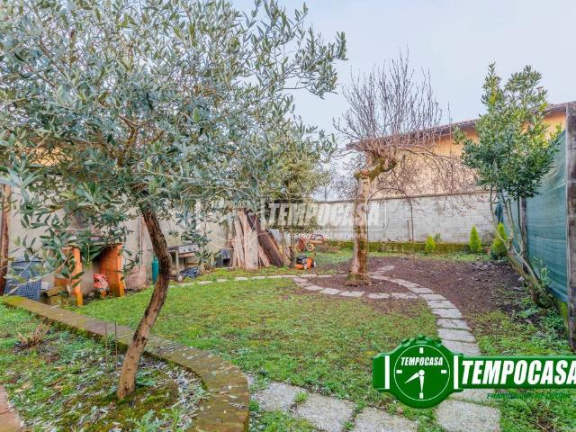 Casa indipendente in vendita a Bereguardo PV