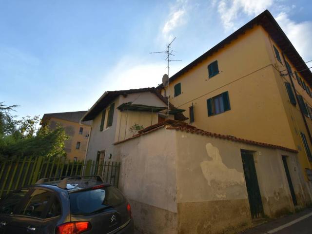 Casa indipendente in vendita a Bernareggio MB