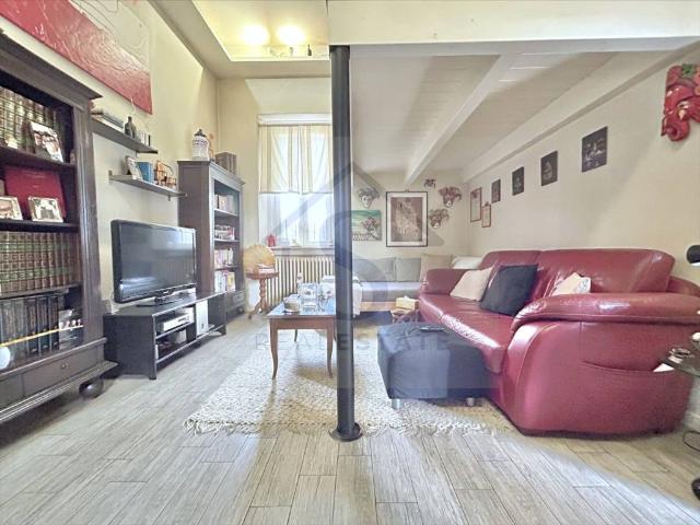 Casa indipendente in vendita a Bernareggio MB
