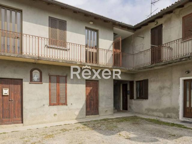 Casa indipendente in vendita a Besana in Brianza MB