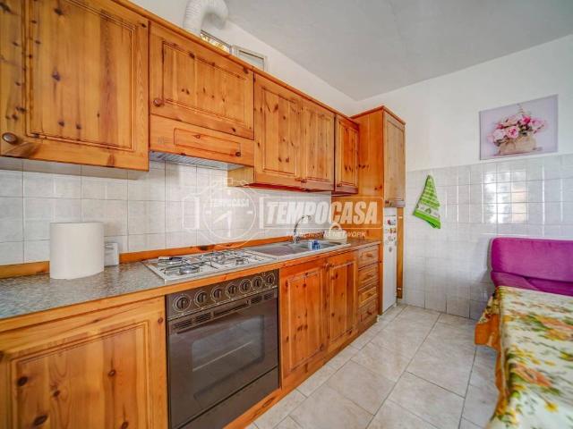 Casa indipendente in vendita a Besnate VA