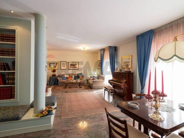 Casa indipendente in vendita a Biancavilla CT