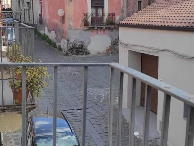 Casa indipendente in vendita a Biancavilla CT