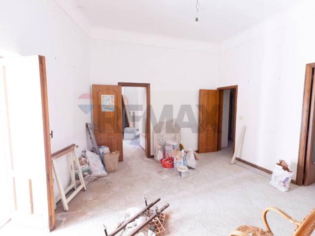 Casa indipendente in vendita a Biancavilla CT