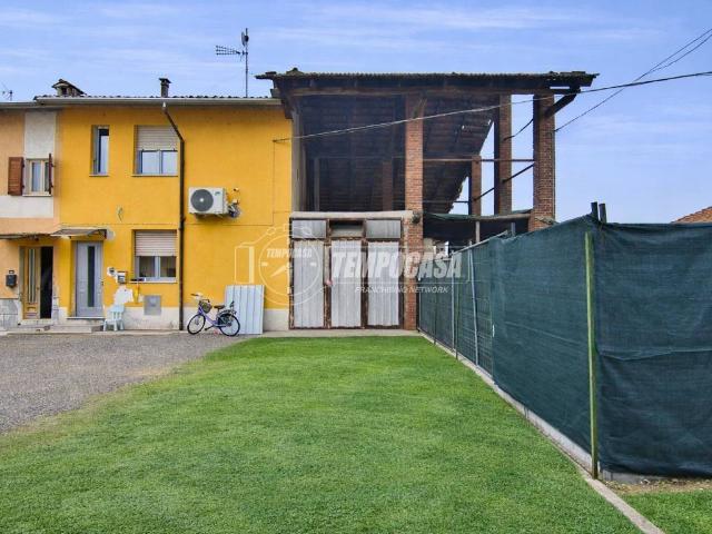 Casa indipendente in vendita a Biandrate NO