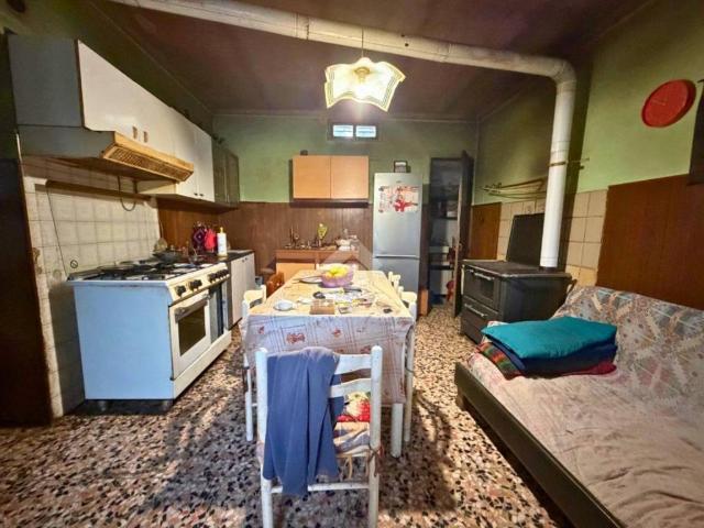 Casa indipendente in vendita a Bianzè VC