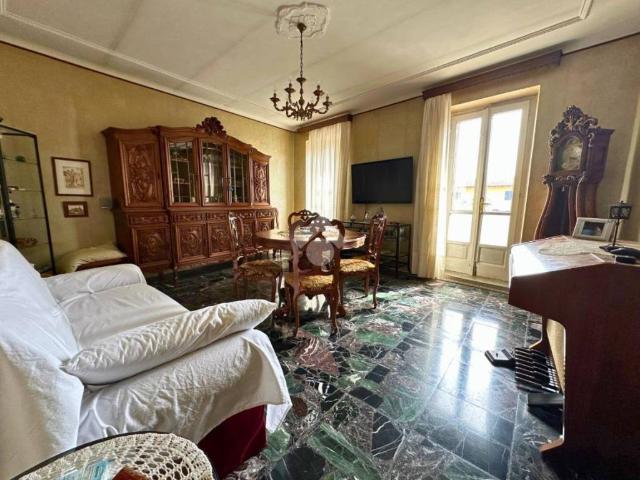 Casa indipendente in vendita a Bianzè VC