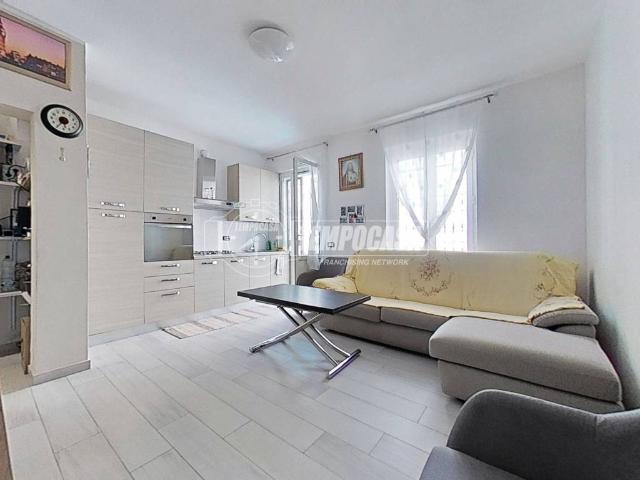 Casa indipendente in vendita a Biassono MB