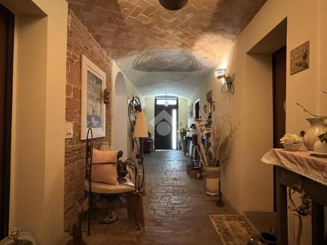 Casa indipendente in vendita a Bibbiano RE
