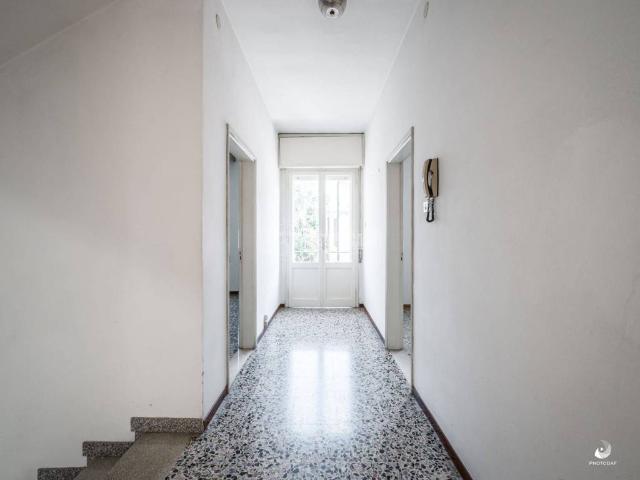 Casa indipendente in vendita a Bibbiano RE