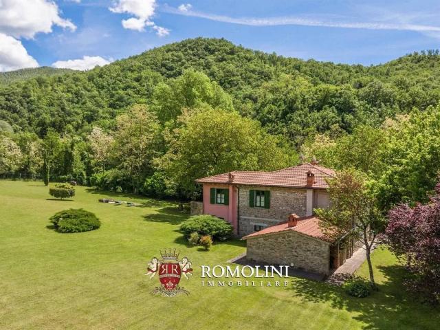 Casa indipendente in vendita a Bibbiena AR