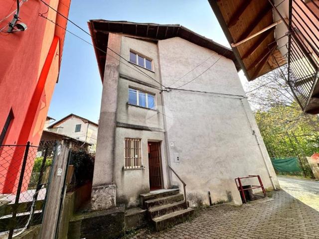 Casa indipendente in vendita a Biella BI
