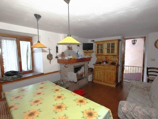 Casa indipendente in vendita a Biella BI