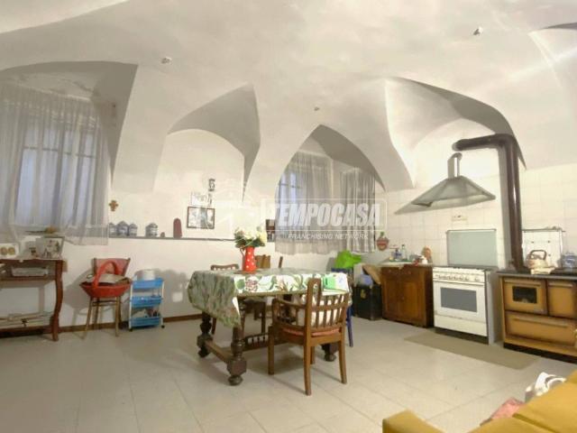 Casa indipendente in vendita a Biella BI