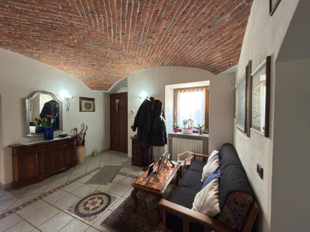 Casa indipendente in vendita a Biella BI