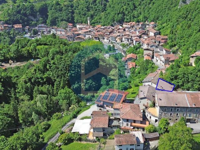 Casa indipendente in vendita a Bienno BS