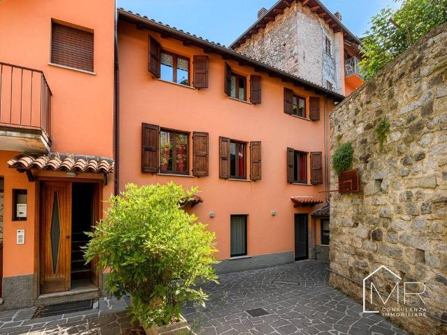 Casa indipendente in vendita a Bienno via Contrizio, 43