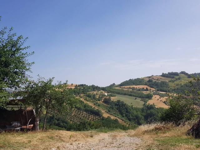 Casa indipendente in vendita a Bisenti TE