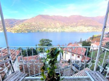 Casa indipendente in vendita a Blevio CO