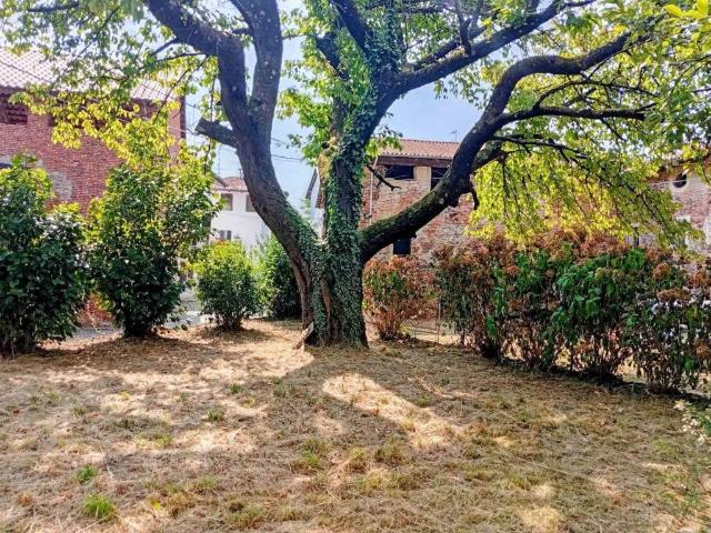Casa indipendente in vendita a Brusnengo BI